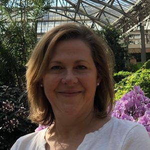 Meet your Posher, Kendra